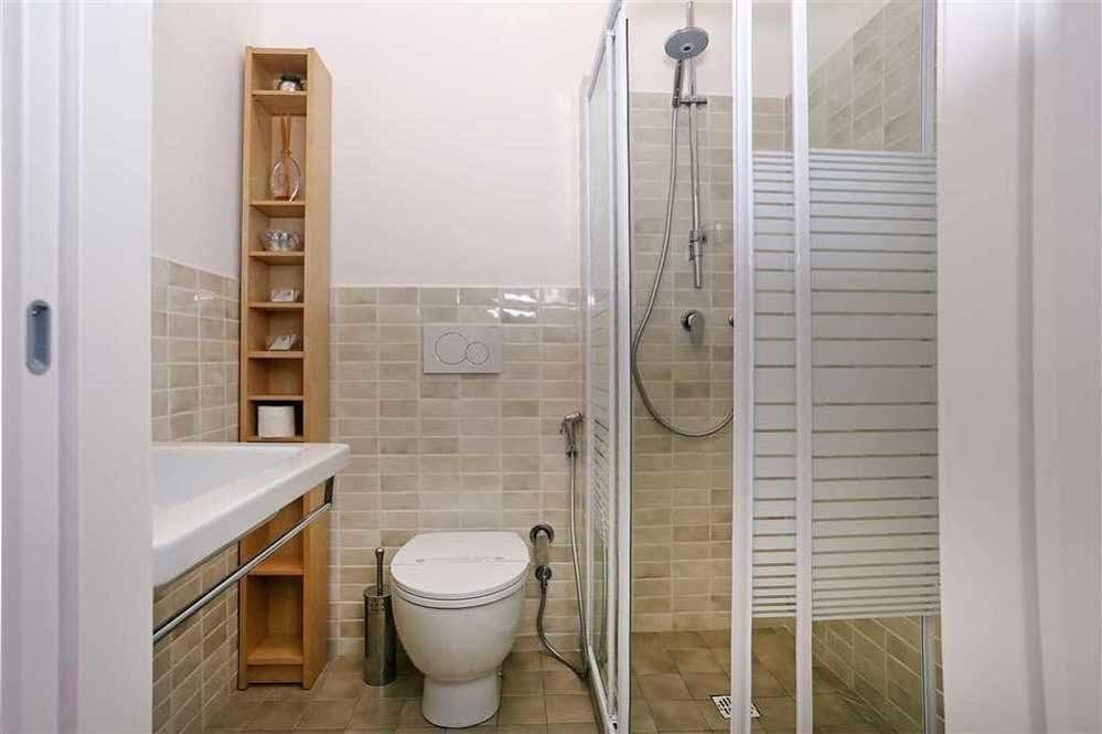 Bed & Breakfast Houspitality Caesar Rom